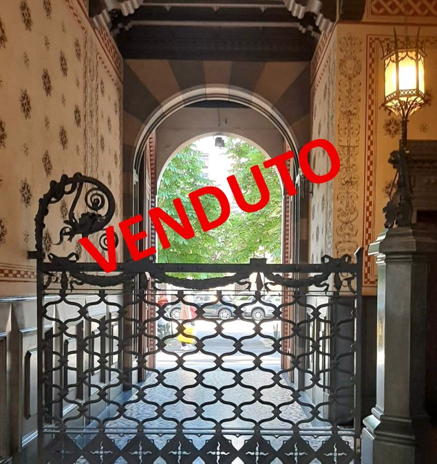 Elegante Quadrilocale in Palazzo d'Epoca - Venduto